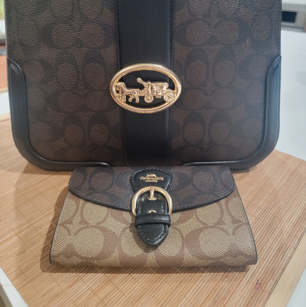 Coach Georgie hobo in signature canvas and Georgie wallet